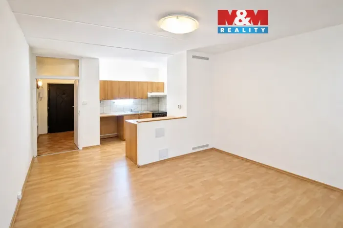 Prodej bytu 1+kk, Karlovy Vary - Rybáře, Konečná, 24 m2