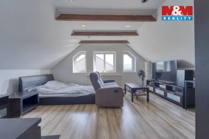 Prodej rodinného domu, Bavoryně, 127 m2