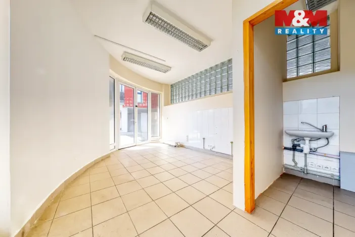 Prodej obchodního prostoru, Písek - Pražské Předměstí, Čechova, 53 m2