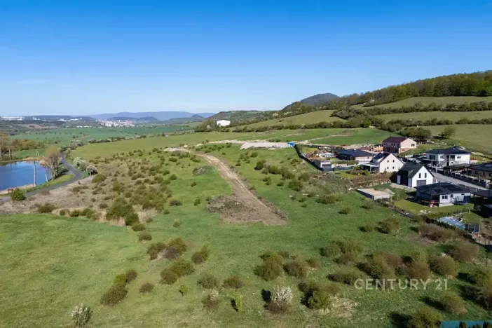 Prodej pozemku pro bydlení, Lužice, 1305 m2