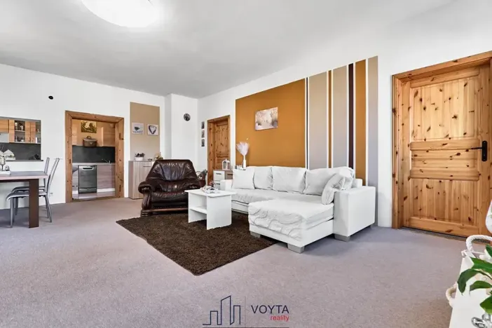 Prodej rodinného domu, Otročín, 200 m2