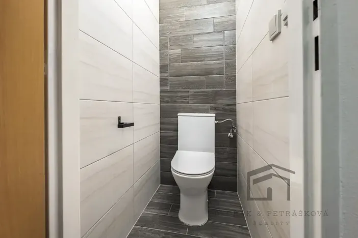 Pronájem bytu 2+kk, Praha - Kunratice, Jana Růžičky, 45 m2