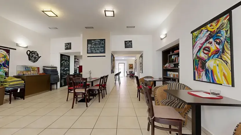 Prodej obchodního prostoru, Chrudim, Resselovo náměstí, 121 m2
