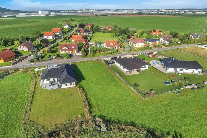 Prodej pozemku pro bydlení, Plazy, 1355 m2