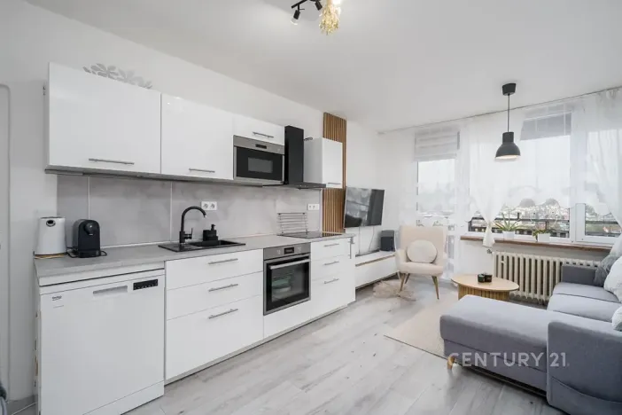 Prodej bytu 3+1, Děčín, Oblouková, 74 m2