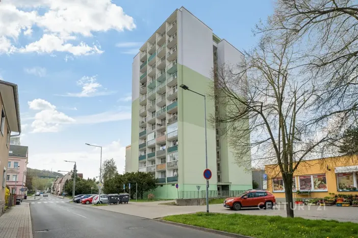 Prodej bytu 3+1, Děčín, Oblouková, 74 m2