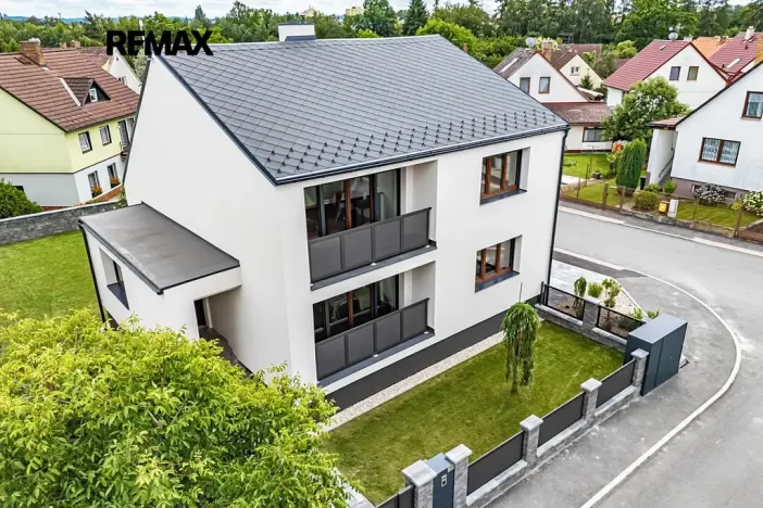 Prodej rodinného domu, Jindřichův Hradec, Spojovací, 183 m2