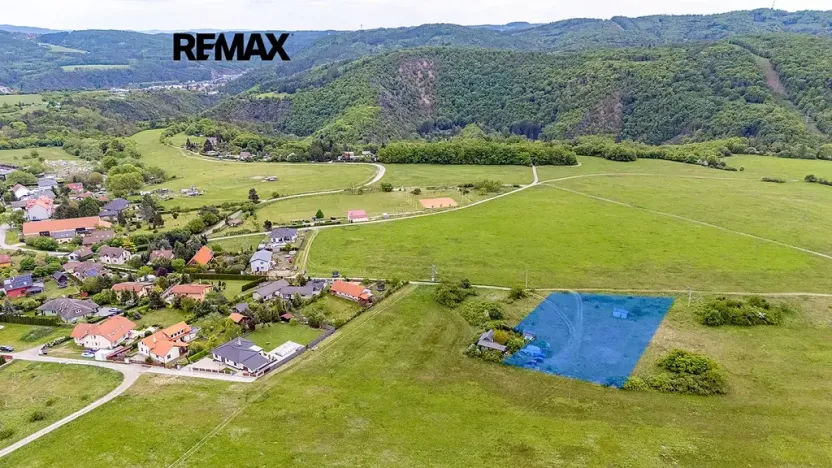 Prodej pozemku, Štěchovice, 3265 m2
