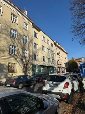 Prodej bytu 2+kk, Praha - Bubeneč, Lotyšská, 38 m2