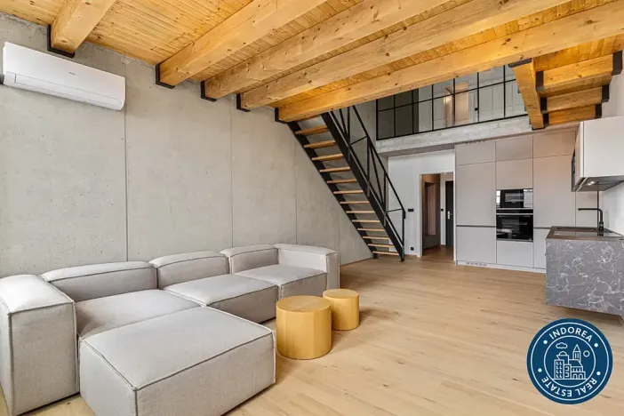 Pronájem bytu 3+kk, Praha, Kolbenova, 85 m2