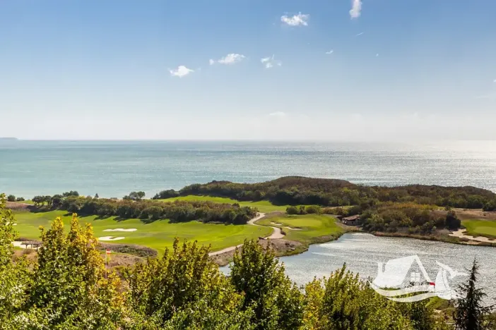 Prodej bytu 4+kk, Kavarna, Bulharsko, 188 m2