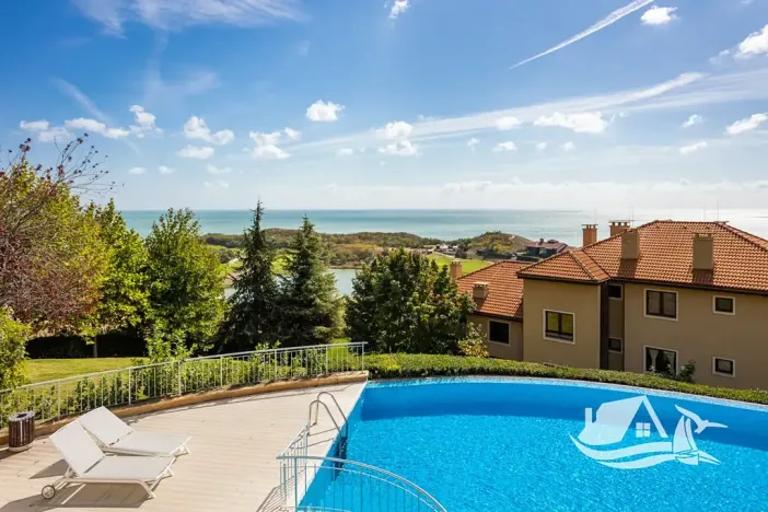 Prodej bytu 4+kk, Kavarna, Bulharsko, 188 m2