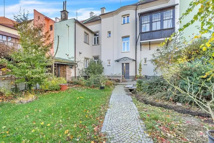 Pronájem obchodního prostoru, Chrudim, V Hliníkách, 172 m2