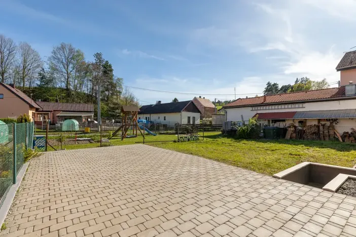 Prodej rodinného domu, Bělá, 220 m2