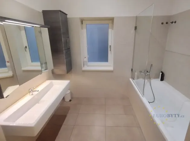 Pronájem bytu 3+kk, Praha - Nové Město, Jungmannova, 86 m2