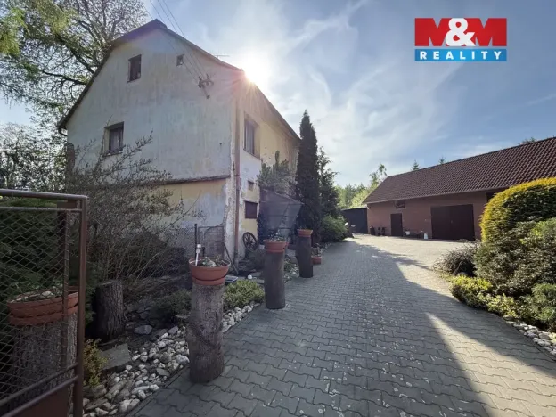 Prodej rodinného domu, Hrabyně, 214 m2