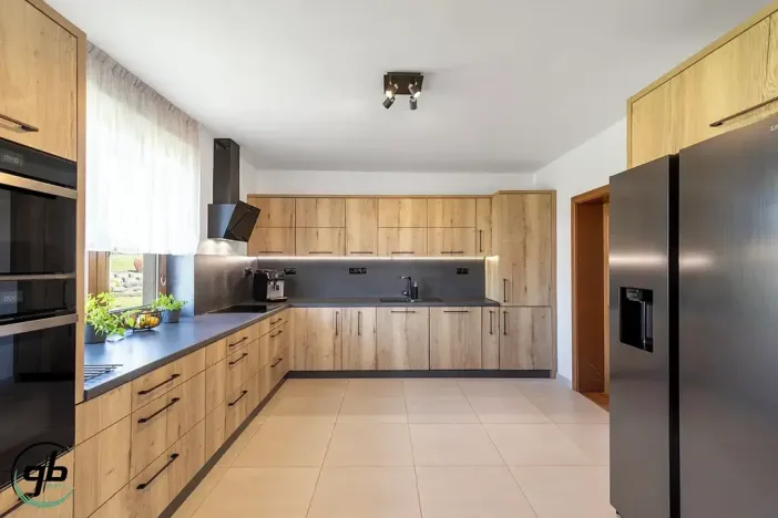 Prodej rodinného domu, Pržno, 384 m2