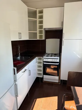 Pronájem bytu 1+1, Praha - Záběhlice, Zvonková, 36 m2