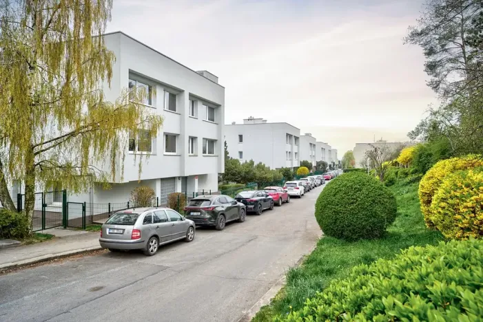 Pronájem bytu 3+kk, Praha - Libeň, Přádova, 73 m2