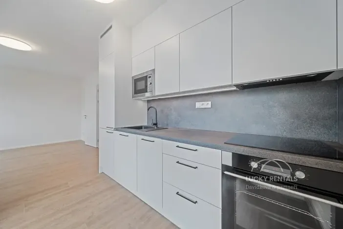 Pronájem bytu 2+kk, Praha - Chodov, Líbalova, 45 m2