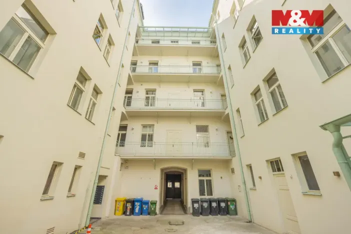 Prodej bytu 2+1, Praha - Nové Město, Krakovská, 65 m2