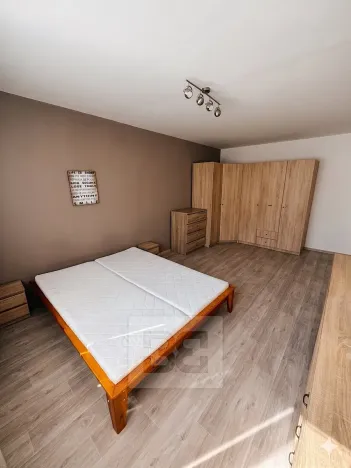 Pronájem bytu 3+1, Strakonice, Luční, 84 m2