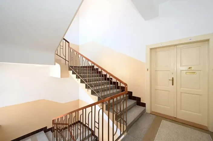 Pronájem bytu 1+kk, Praha - Smíchov, Na Březince, 32 m2
