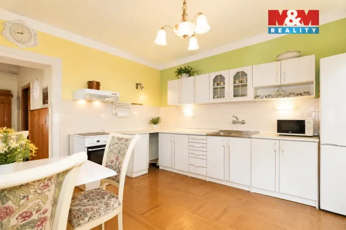 Prodej činžovního domu, Karlovy Vary - Doubí, Studentská, 260 m2