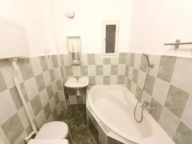 Pronájem bytu 1+kk, Praha - Nusle, 5. května, 30 m2