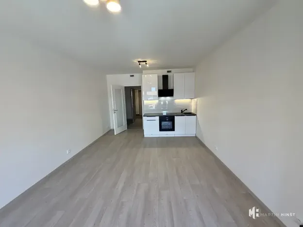Pronájem bytu 1+kk, Praha - Hloubětín, Poděbradská, 35 m2