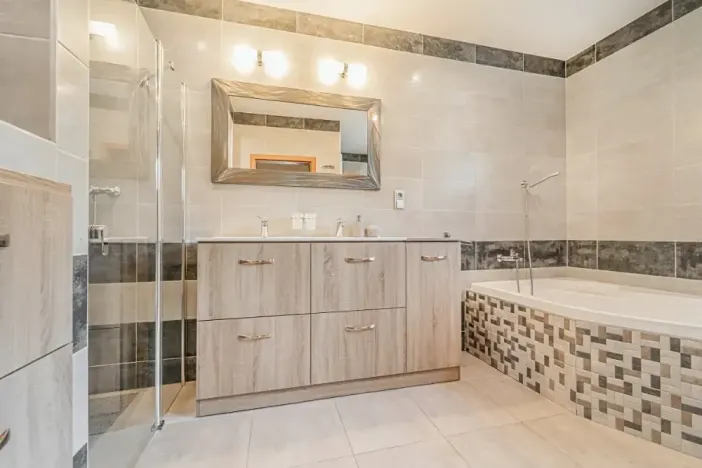 Prodej rodinného domu, Cvrčovice, Školní, 158 m2
