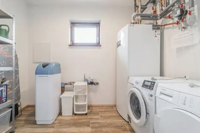Prodej rodinného domu, Cvrčovice, Školní, 158 m2