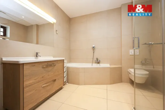 Prodej rodinného domu, Olomouc, Šemberova, 420 m2
