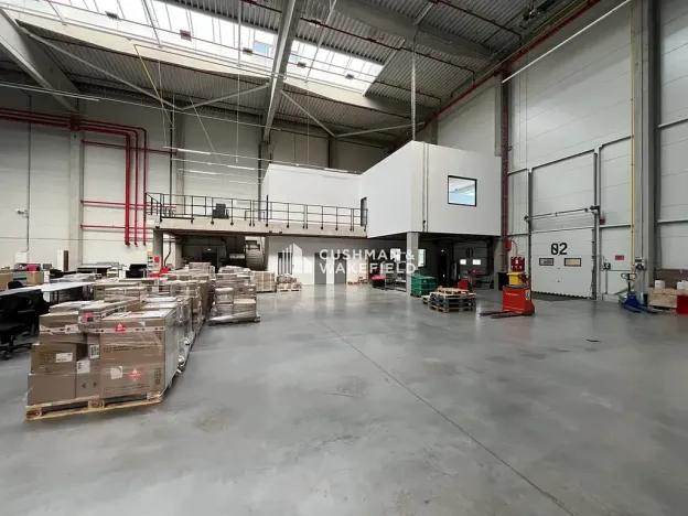 Prodej skladu, Nová Paka, 9000 m2