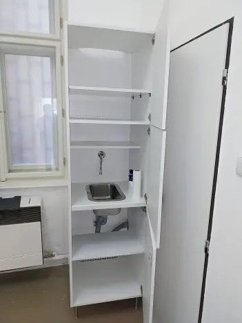 Pronájem kanceláře, Praha - Bubeneč, Korunovační, 40 m2