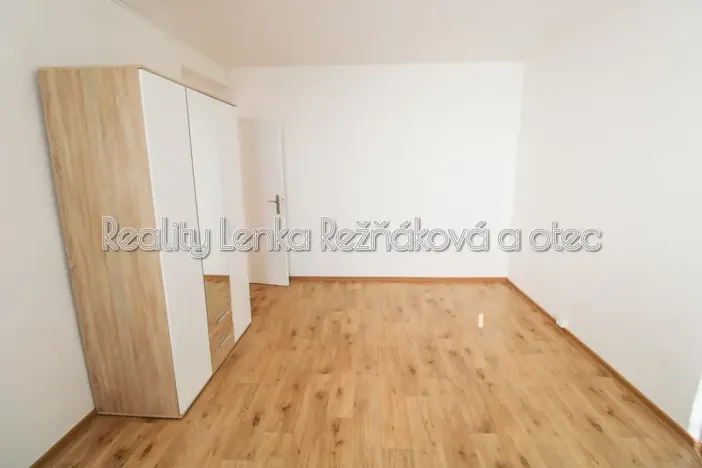Pronájem bytu 1+1, Mikulov, Větrná, 31 m2
