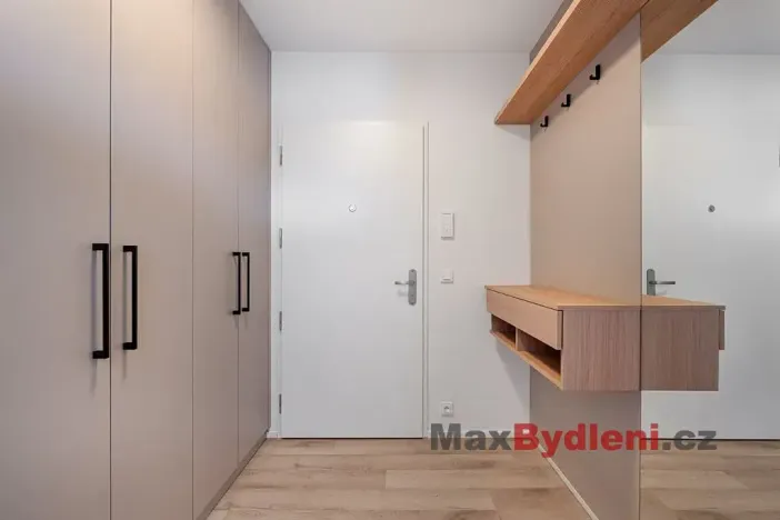 Pronájem bytu 1+kk, Liberec, Polní, 35 m2