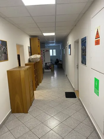 Pronájem kanceláře, Praha - Zličín, Strojírenská, 36 m2