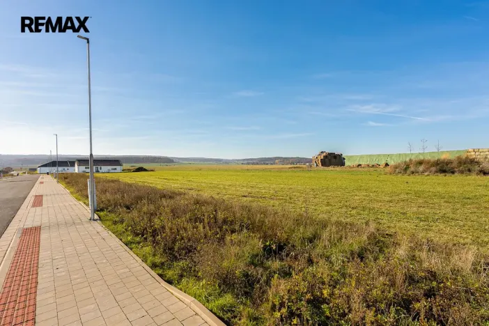 Prodej pozemku, Stolany, 876 m2