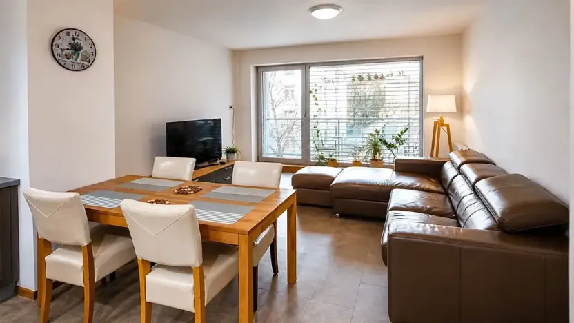 Pronájem bytu 2+kk, Praha - Bubeneč, Terronská, 54 m2