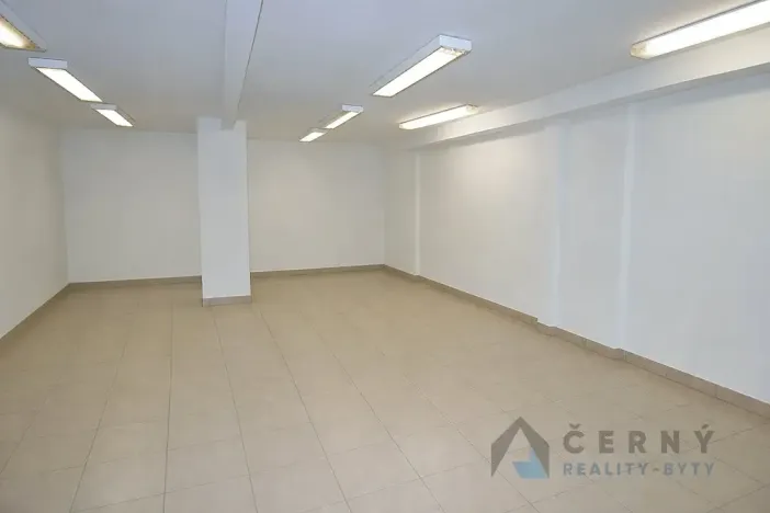 Prodej obchodního prostoru, Liberec, Liliová, 266 m2
