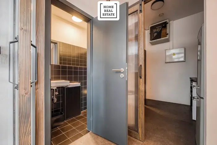 Prodej komerční nemovitosti, Praha - Smíchov, Pod Barvířkou, 73 m2