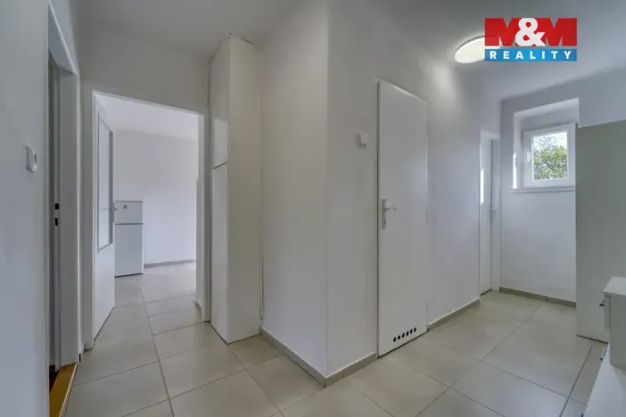 Pronájem bytu 2+1, Plzeň - Koterov, Topolová, 60 m2