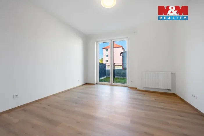 Pronájem bytu 2+kk, Dobřany, 55 m2
