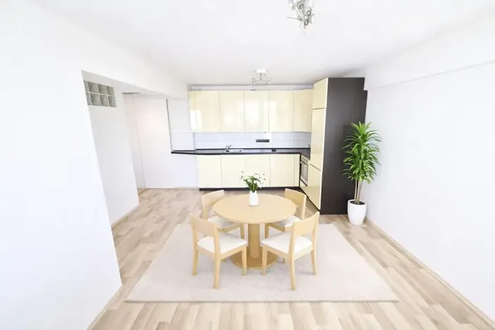 Pronájem bytu 2+kk, Kralupy nad Vltavou, sídl. Hůrka, 34 m2