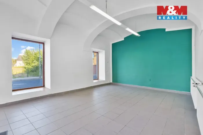 Prodej obchodního prostoru, Mimoň - Mimoň II, náměstí Čsl. armády, 150 m2
