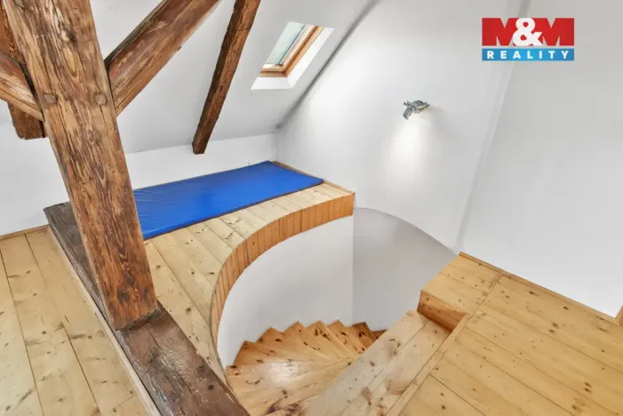 Prodej obchodního prostoru, Mimoň - Mimoň II, náměstí Čsl. armády, 150 m2