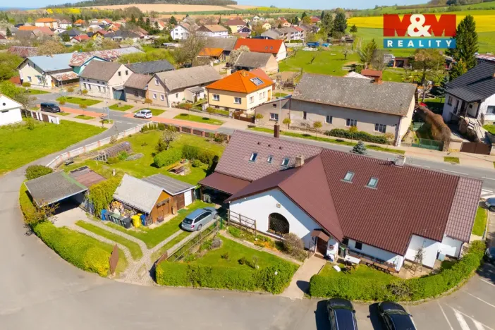 Prodej rodinného domu, Suchdol, 390 m2