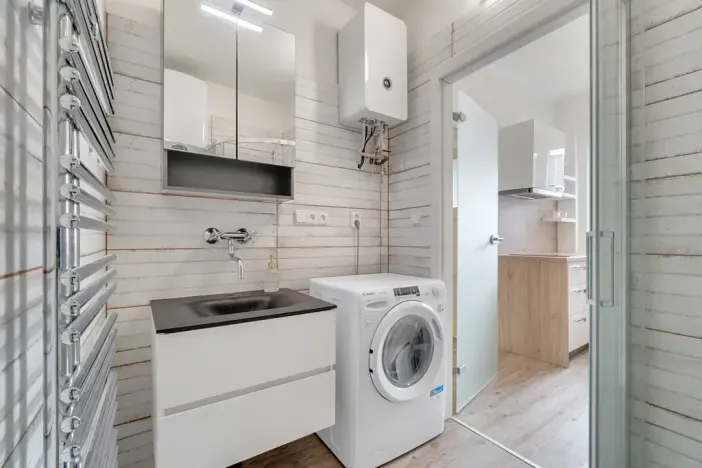 Prodej komerční nemovitosti, Praha, V Podbabě, 90 m2