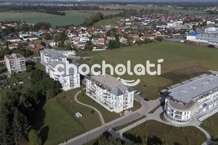 Pronájem bytu 2+kk, Pardubice, U Sportovní školy, 85 m2